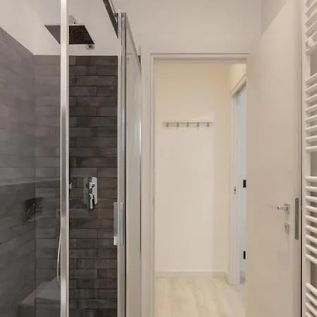 Appartement Rossetti 23/1 *